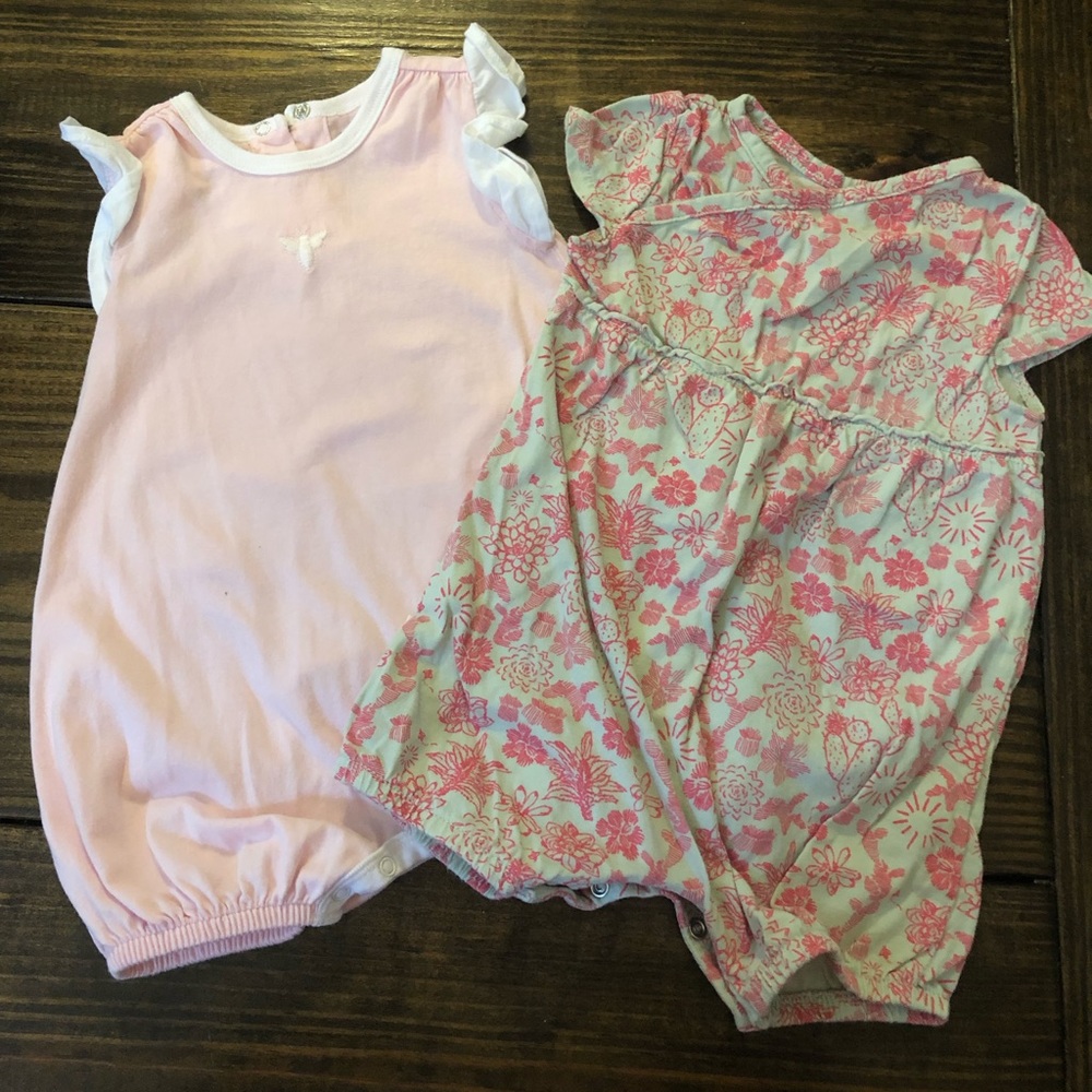 2 Burts Bee's rompers 6-9 months